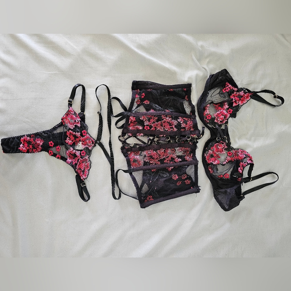 3 piece lingerie set